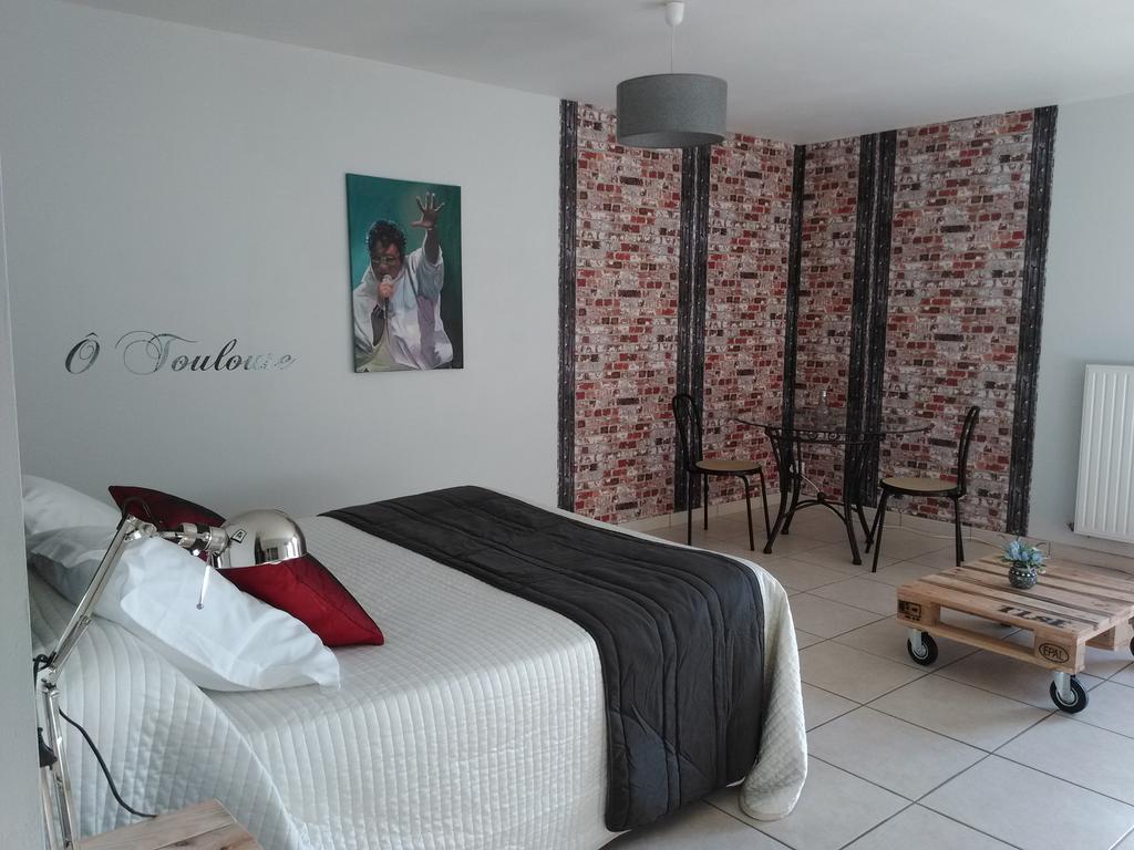 Latrape Villa Monplaisir מראה חיצוני תמונה