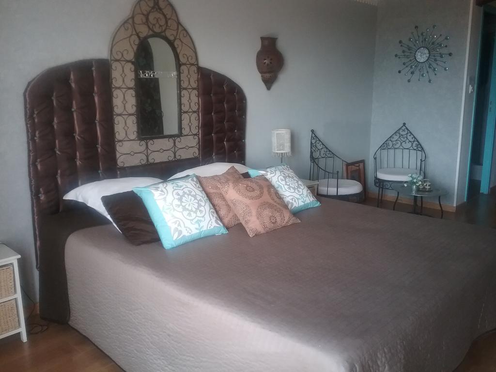 Latrape Villa Monplaisir מראה חיצוני תמונה