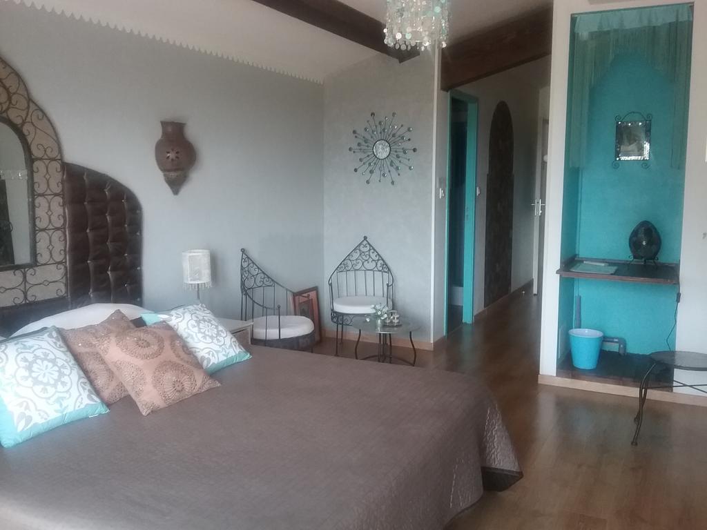 Latrape Villa Monplaisir מראה חיצוני תמונה