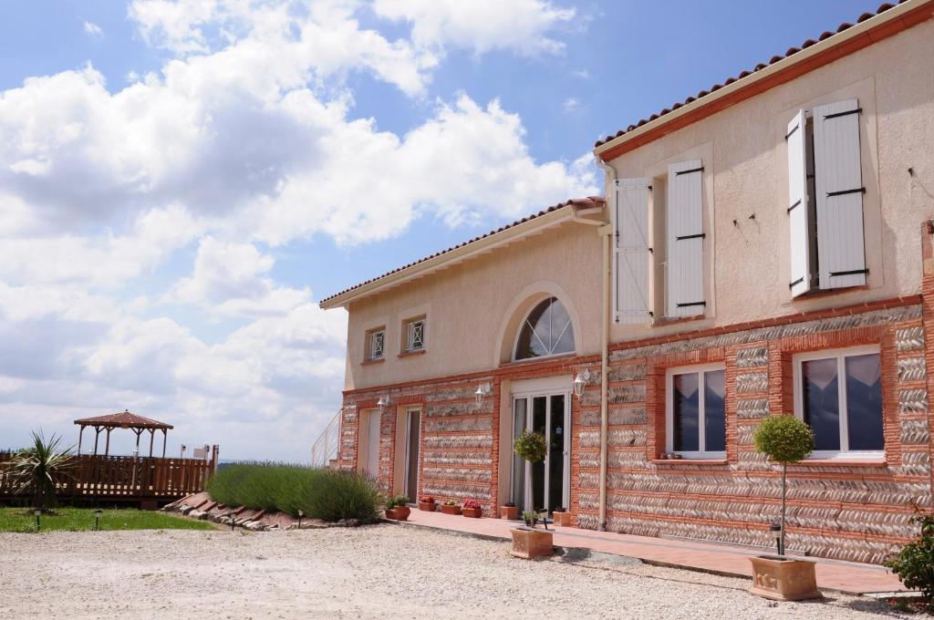 Latrape Villa Monplaisir מראה חיצוני תמונה